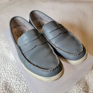 Cole Haan Atlantic OS Pinch Maine Classic Loafer in Gray Leather (Men's Size 9)